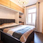 Centrally Located Maris By Interhome Apartment *