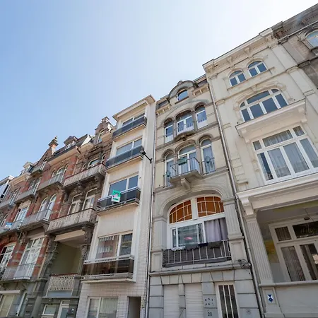 Centrally Located Maris By Interhome Apartmán